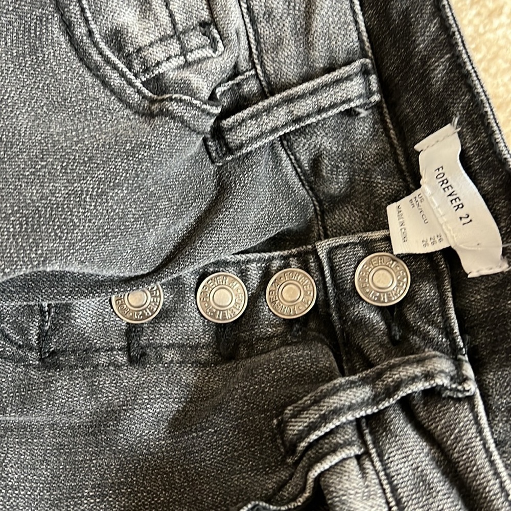 Forever 21 Black jeans - Picture 7 of 7